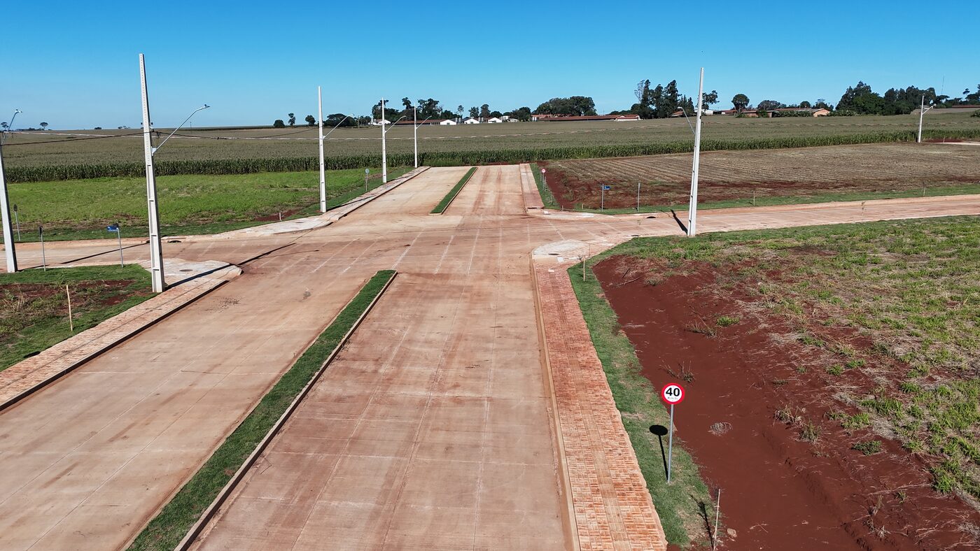 Rua pavimentada do Loteamento Cidade Alta — Nova Santa Rosa PR